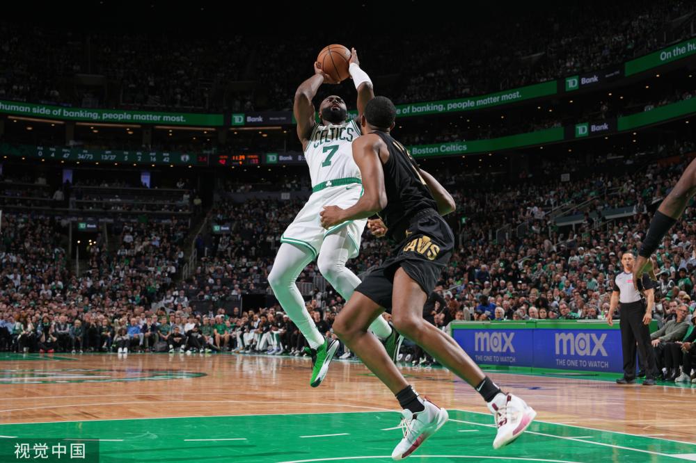 上名声鹊起 上名声鹊起