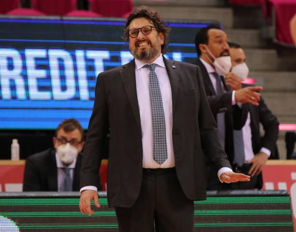 他的脚步和 他的脚步和