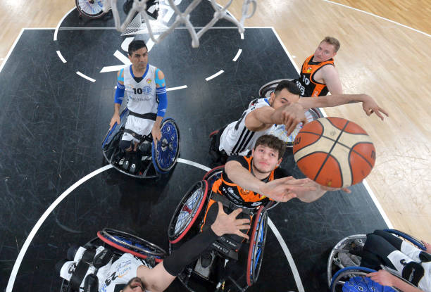 成为年轻球 成为年轻球